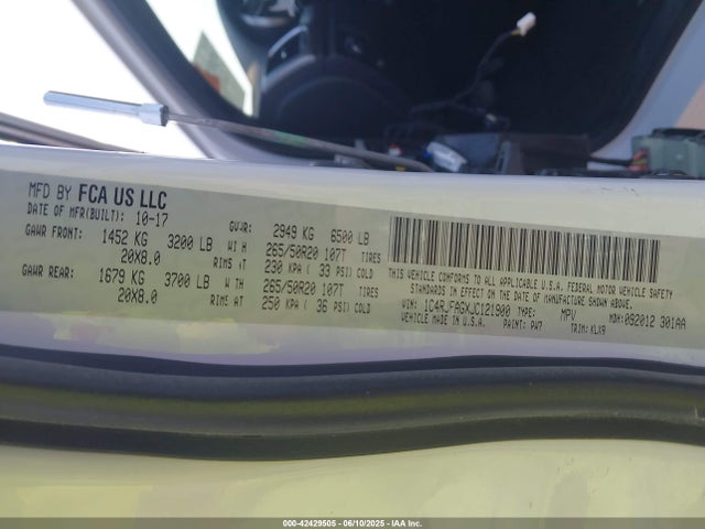 1C4RJFAGXJC121900 Jeep Grand Cherokee