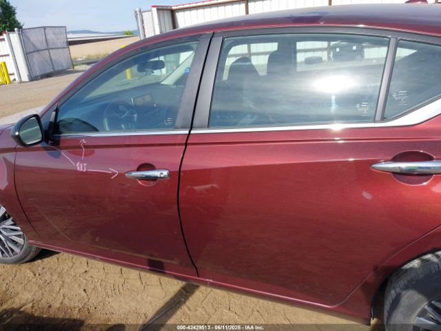 1N4BL4DW1RN418661 Nissan Altima Sv Intelligent Awd