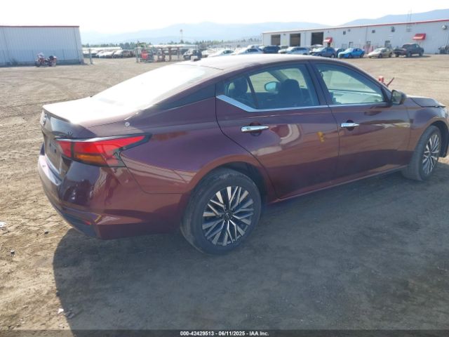 1N4BL4DW1RN418661 Nissan Altima Sv Intelligent Awd