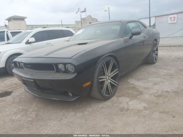 2C3CDYAG0EH111974 Dodge Challenger Sxt