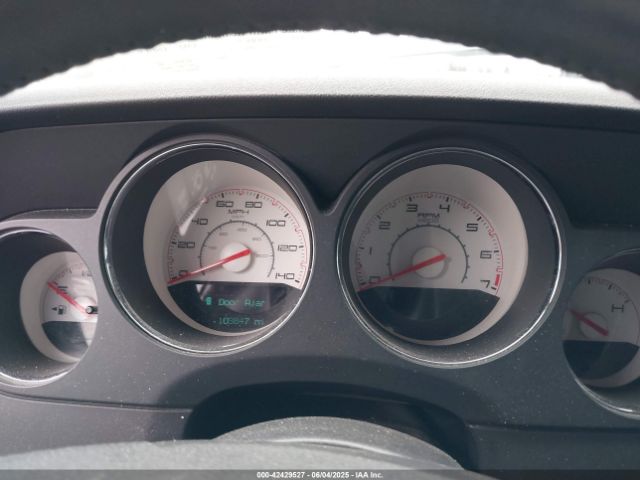 2013 DODGE CHALLENGER 2C3CDYAG3DH724007 Photo 6