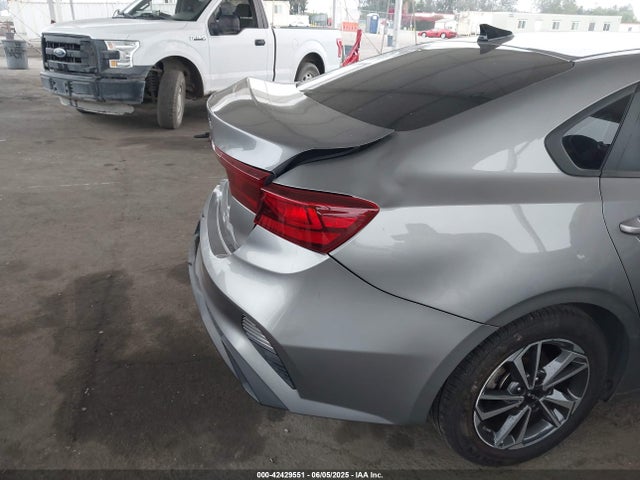 3KPF24AD1NE449277 KIA mpi nu