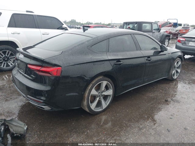 2021 AUDI A5 SPORTBACK WAUEACF53MA019730 Photo 3