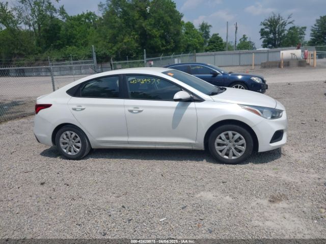3KPC24A34KE052121 Hyundai ACCENT SE