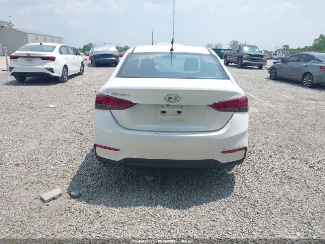 3KPC24A34KE052121 Hyundai ACCENT SE
