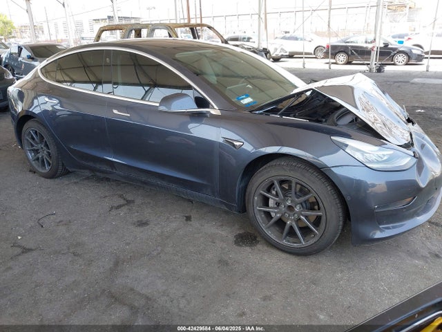 2018 TESLA MODEL 3 5YJ3E1EA7JF021792 Photo 0