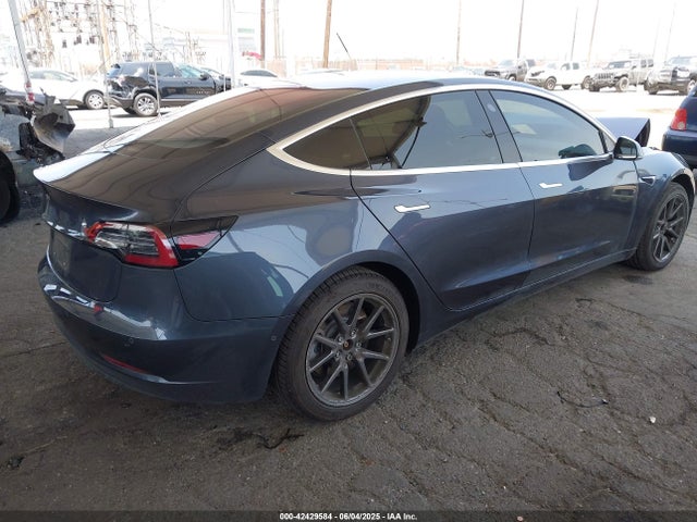 2018 TESLA MODEL 3 5YJ3E1EA7JF021792 Photo 3
