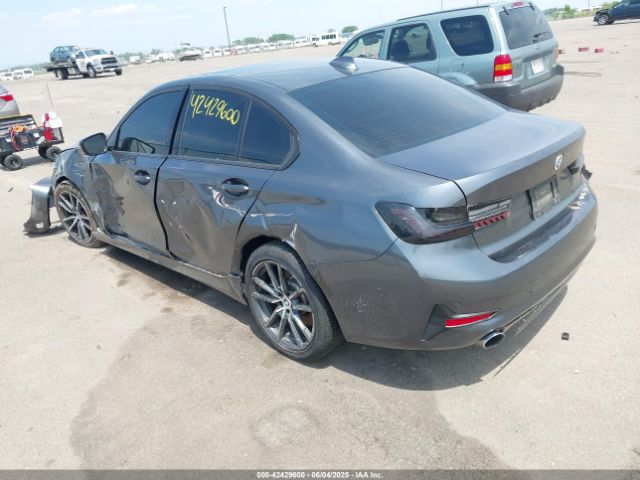 2020 BMW 330I 3MW5R7J02L8B26628 Photo 2