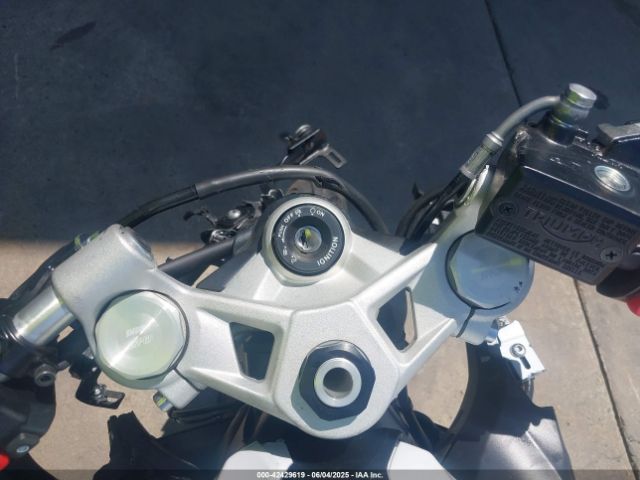 2025 TRIUMPH MOTORCYCLE DAYTONA SMTL23UF1STBY5382 Photo 6