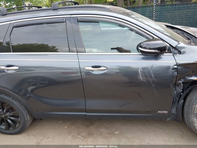 5XYPGDA56KG603088 KIA Sorento 3.3l S