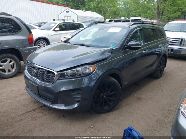 5XYPGDA56KG603088 KIA Sorento 3.3l S