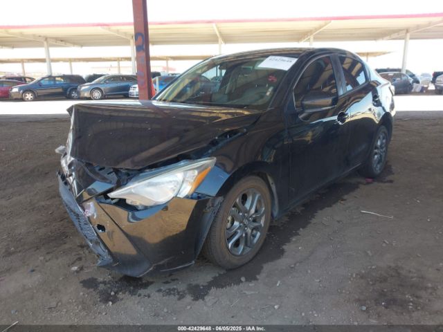2019 TOYOTA YARIS 3MYDLBYV8KY526410 Photo 1