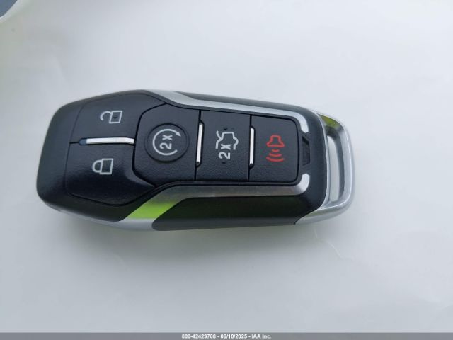 3FA6P0D97GR133823 Ford Fusion Titanium