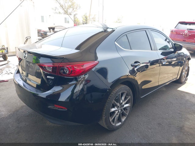 3MZBN1V39JM236421 Mazda py