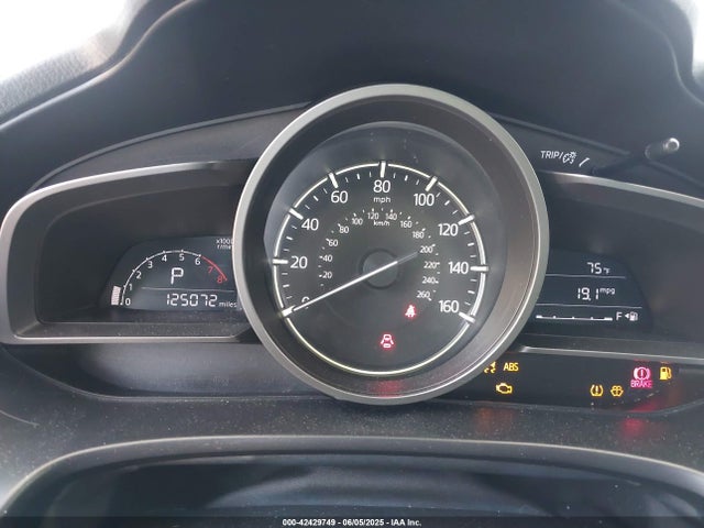 3MZBN1V39JM236421 Mazda py