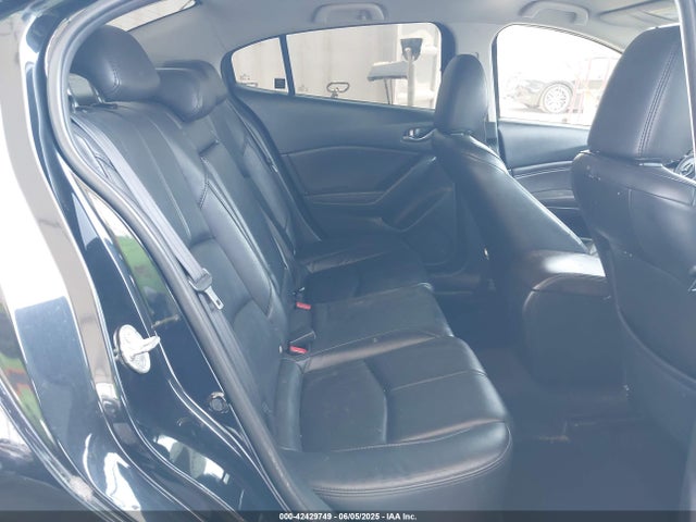 3MZBN1V39JM236421 Mazda py