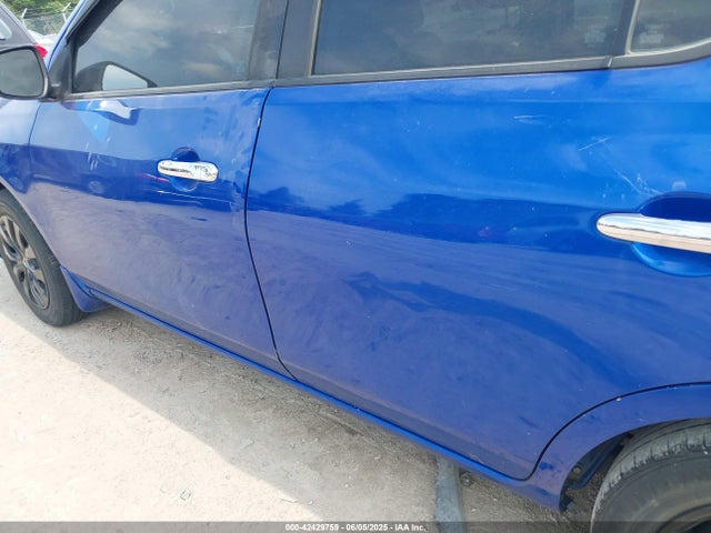 Nissan Versa 2016 3N1CN7AP5GL886285 Image 13