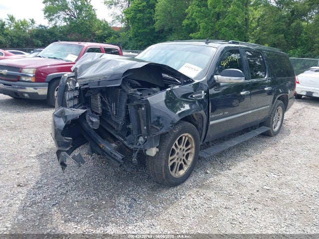 2013 CADILLAC ESCALADE ESV 1GYS4KEF5DR141843 Photo 1