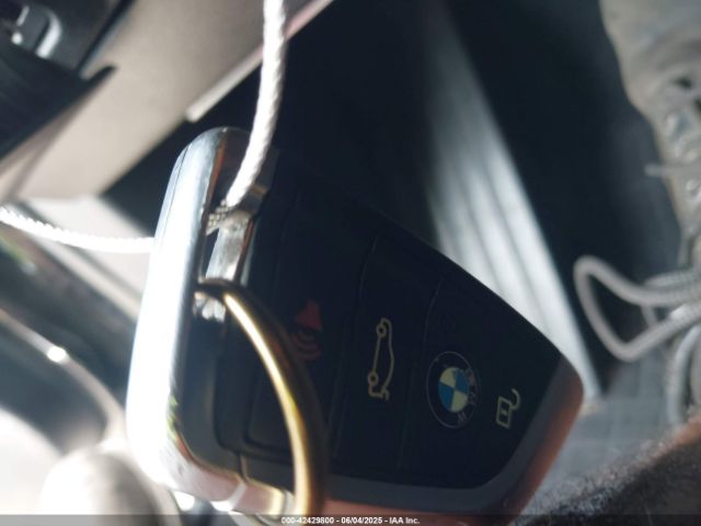 2017 BMW X1 WBXHT3Z34H4A53528 Photo 10