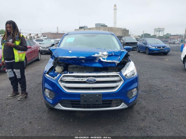 1FMCU0GD6HUA11319 Ford ESCAPE SE