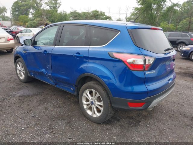 1FMCU0GD6HUA11319 Ford ESCAPE SE