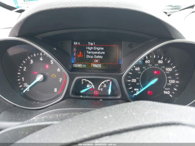1FMCU0GD6HUA11319 Ford ESCAPE SE