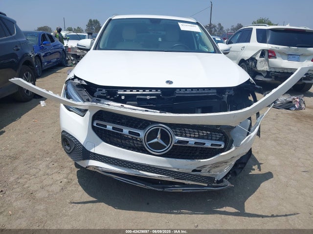 W1N4N4GB2PJ462073 Mercedes-Benz m260