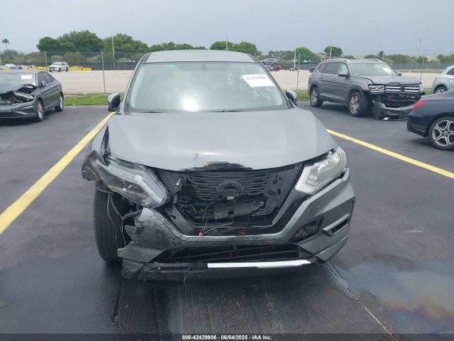 Nissan ROGUE S 2017 KNMAT2MT3HP575742 Image 6