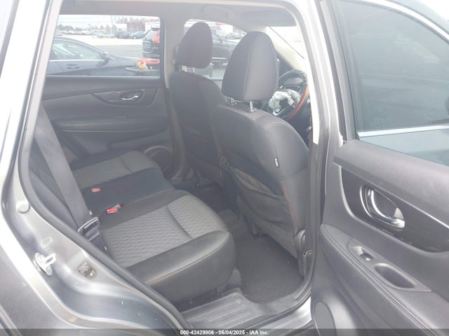Nissan ROGUE S 2017 KNMAT2MT3HP575742 Image 8