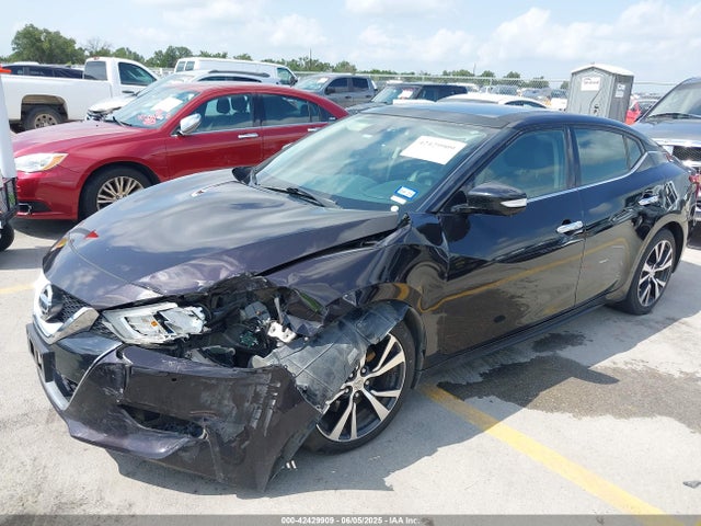 Nissan Maxima 2017 1N4AA6APXHC363194 Image 2