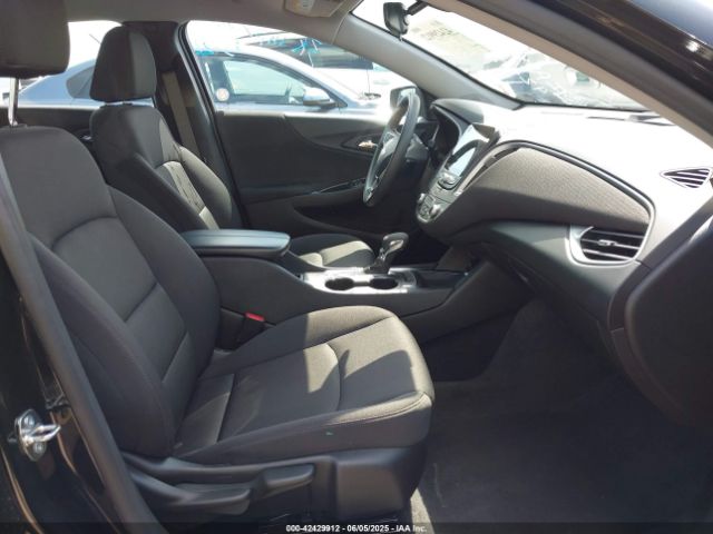 2024 CHEVROLET MALIBU 1G1ZD5ST3RF150669 Photo 4