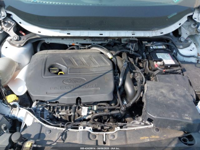 1FMCU9GD8HUF00552 Ford ESCAPE SE