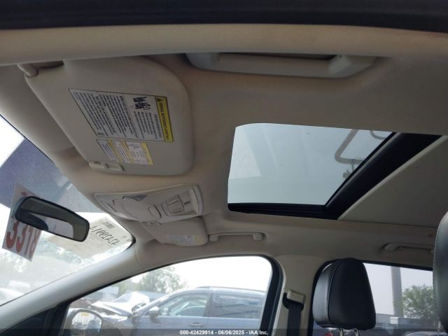 1FMCU9GD8HUF00552 Ford ESCAPE SE