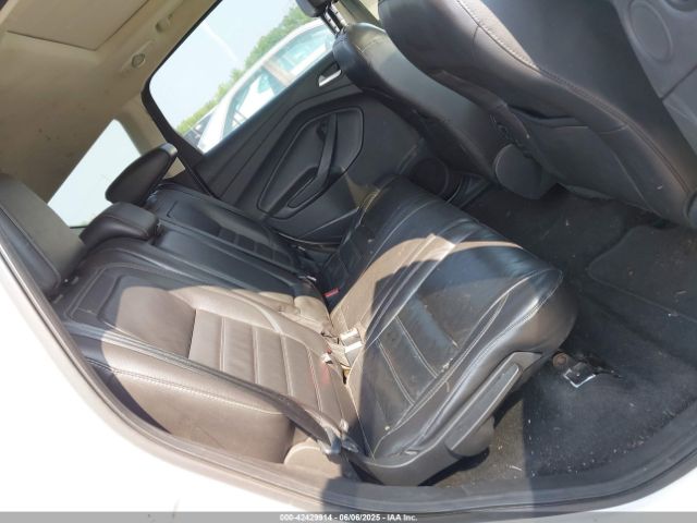 1FMCU9GD8HUF00552 Ford ESCAPE SE