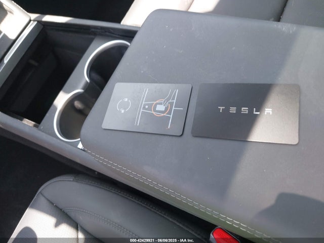 7SAYGDEE7TA393981 Tesla Model Y