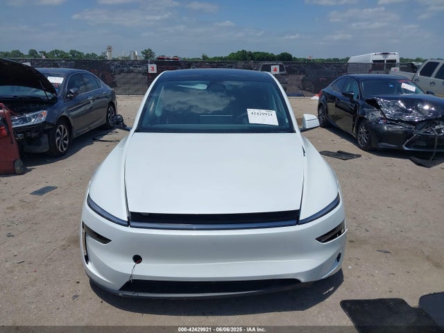 7SAYGDEE7TA393981 Tesla Model Y