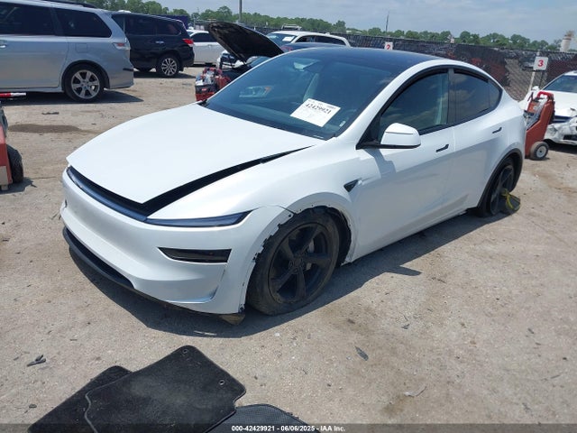 7SAYGDEE7TA393981 Tesla Model Y