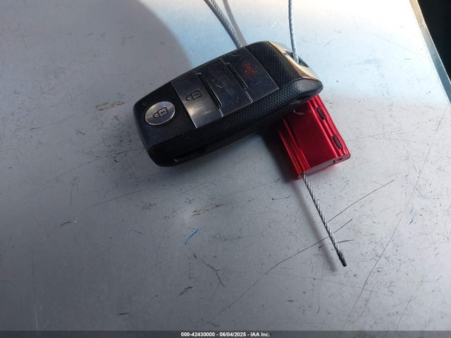 5XYPGDA39HG329845 KIA 2017