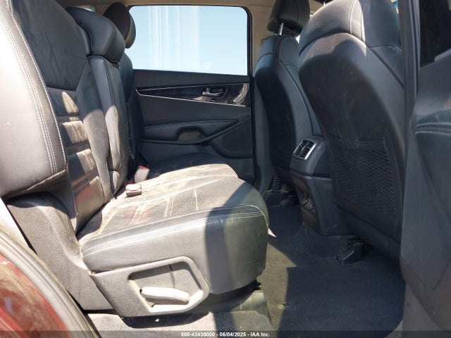 5XYPGDA39HG329845 KIA 2017