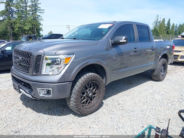 1N6AA1E5XKN519197 Nissan Titan