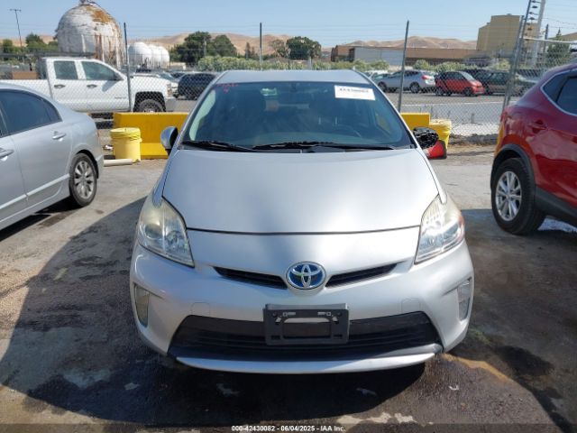JTDKN3DU8F0458449 Toyota Prius Four