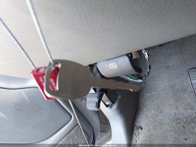 2005 GMC YUKON 1GKEK63U55J266766 Photo 10