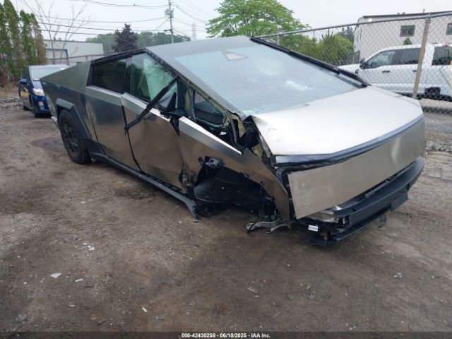 2024 TESLA CYBERTRUCK 7G2CEHED5RA015076