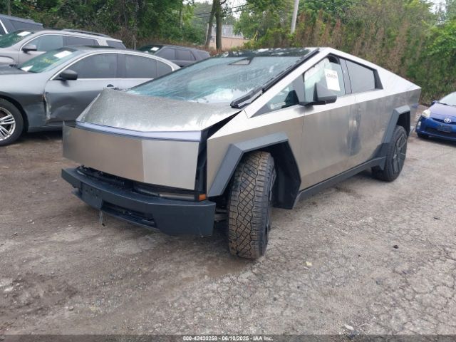 2024 TESLA CYBERTRUCK 7G2CEHED5RA015076 Photo 1