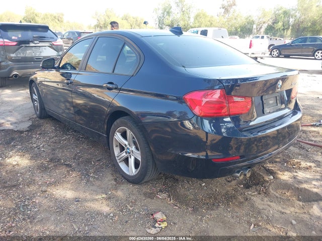 WBA3C1C52FK122337 BMW 328I