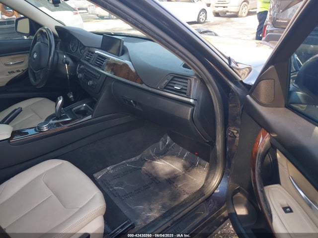 WBA3C1C52FK122337 BMW 328I