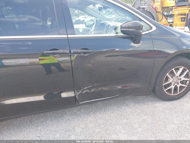 2C4RC1BG6NR113799 Chrysler Pacifica Touring L