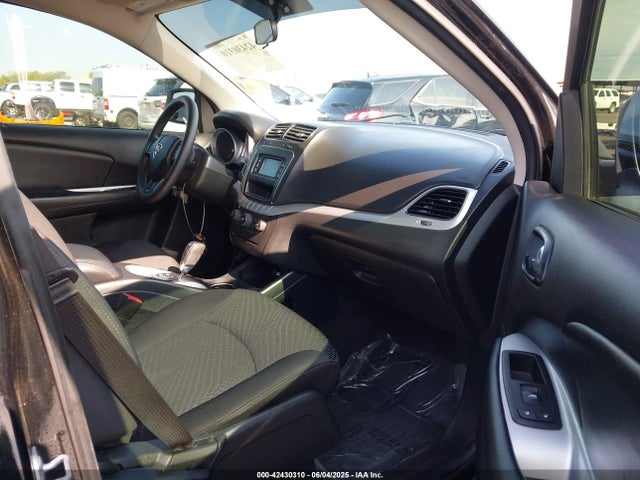 Dodge 2018 2018 3C4PDCAB2JT344650 Image 5