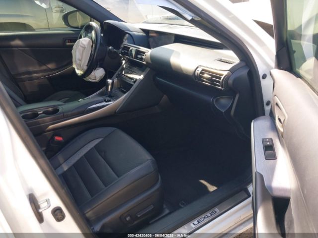 2020 LEXUS IS 300 JTHGA1D22L5107134 Photo 4