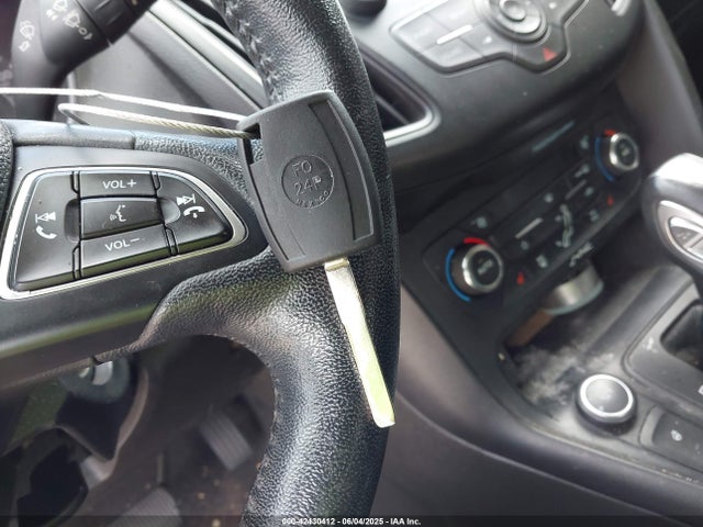 Ford FOCUS SE 2016 1FADP3FE3GL280819 Image 11